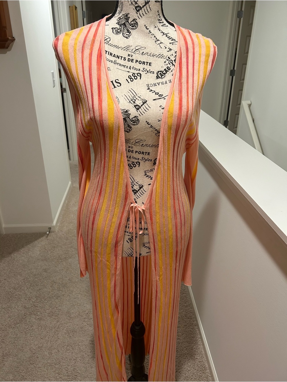 One Gray Day sz L but fits small Lightweight Pink & Yellow Striped Long Cardigan